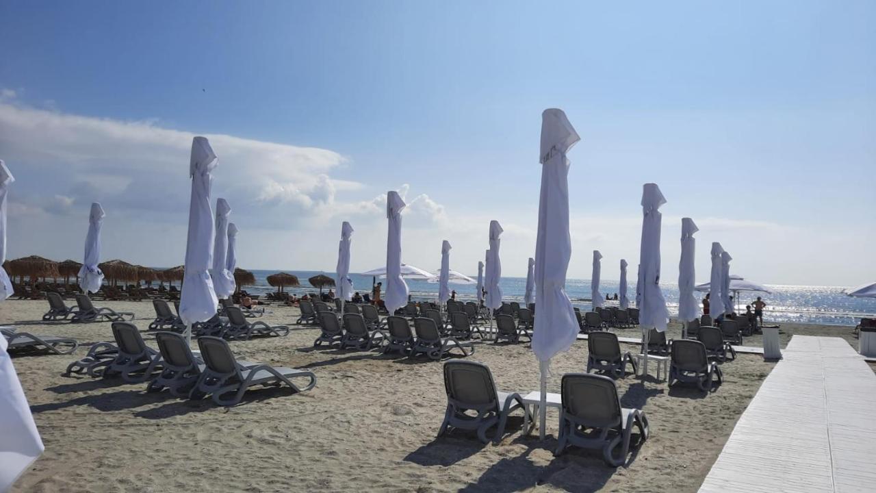 Apartament Holiday Rezidence Kazeboo Beach Năvodari Zewnętrze zdjęcie